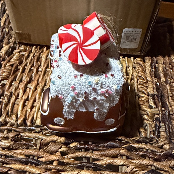 Pottery Barn Gingerbread Peppermint Car Ornament BNWT - Picture 4 of 5